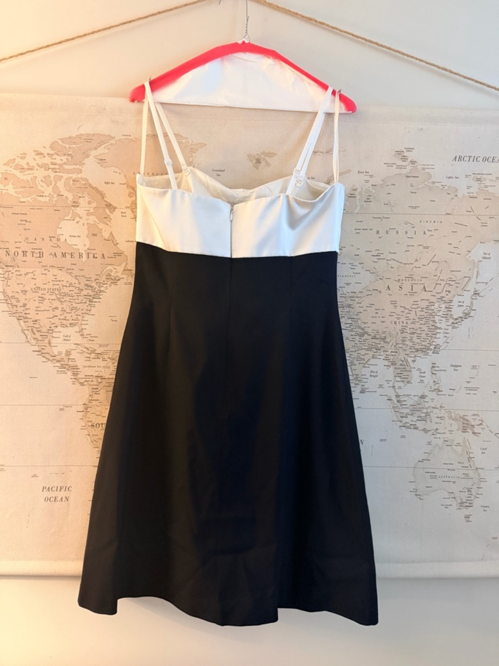 WHBM Black and White Bow Mini Dress. Size 10 - Picture 4 of 7